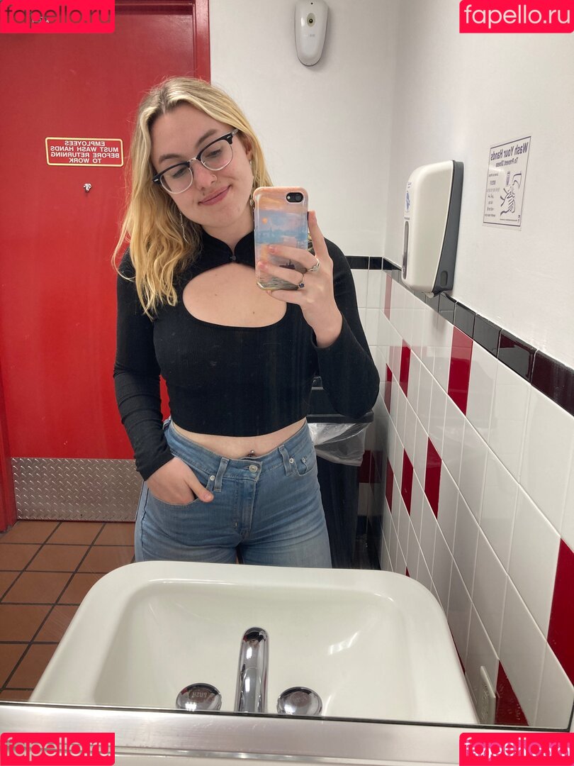 nicfegan Onlyfans Photo Gallery 