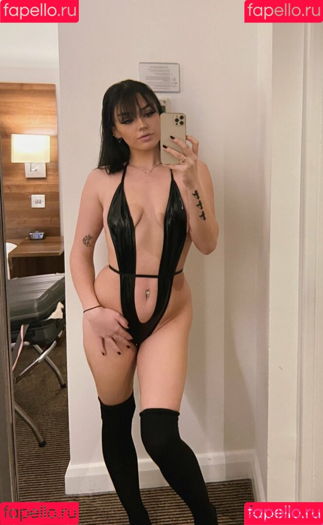 KatyLouise Onlyfans Photo Gallery 