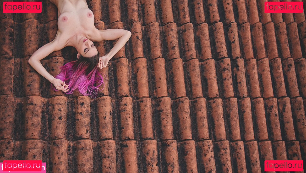 Mari Moon / MariMoon / mari_m00n / maria_mmoonn / mariemoon1869 / shine_lure