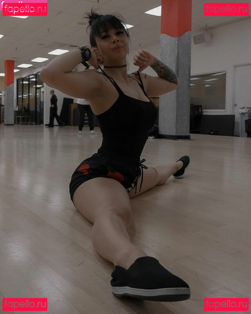 jikatabi / tabi.fit / tabi.lift Onlyfans Photo Gallery 