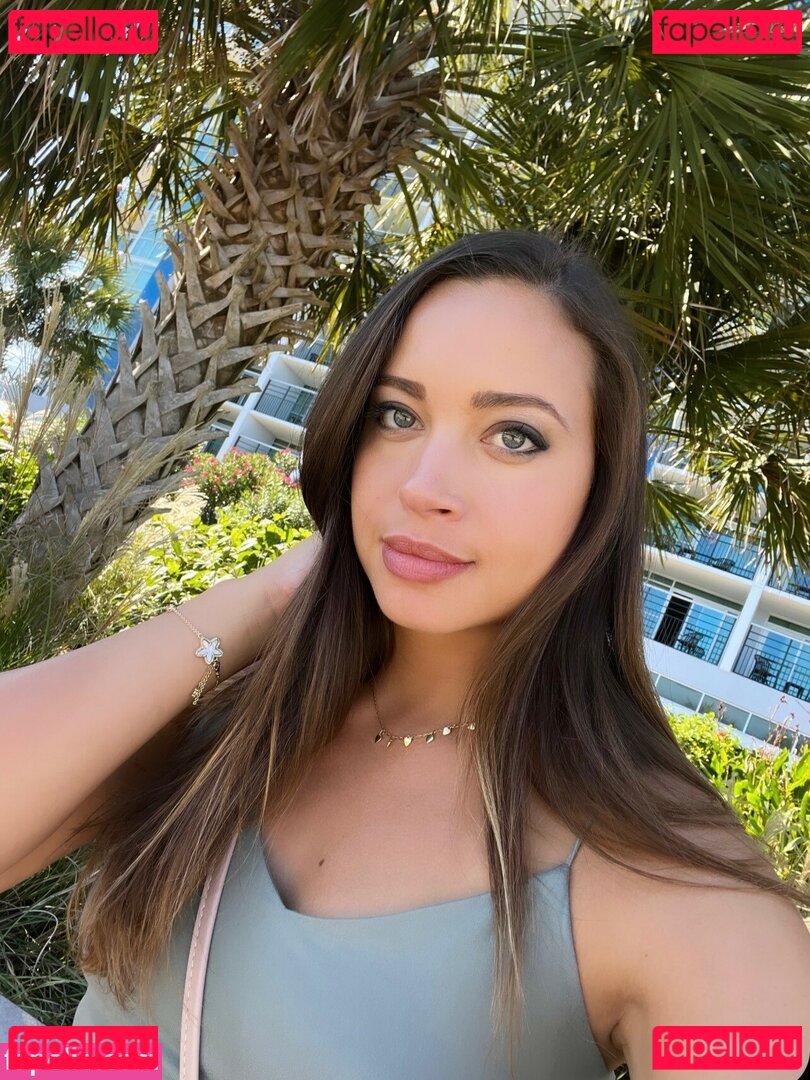 Sofia Jolie / sophie eternaloptimist / sophie.eternaloptimist / sophiemysticway