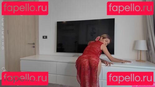 LoveLillyLynn / SheChocobar / kalanifm / mylillylynn Onlyfans Photo Gallery 