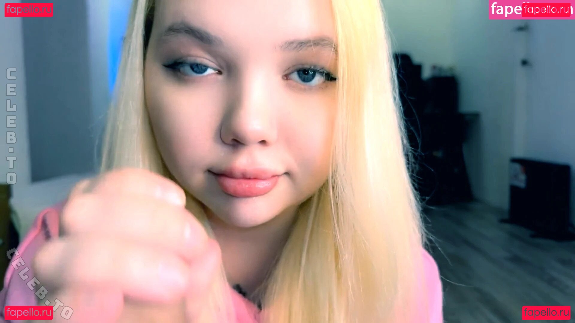 AriStorme Onlyfans Photo Gallery 