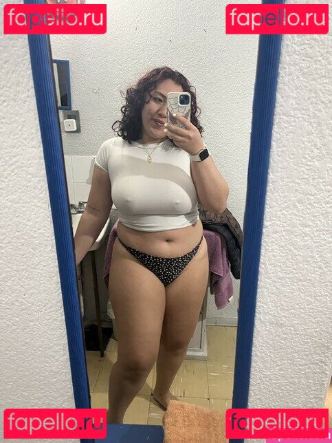 Kissglow / _kissglow Onlyfans Photo Gallery 