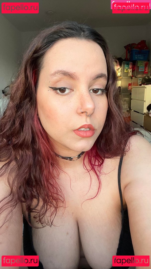 Peachyara / peach.yara / peachyriya Onlyfans Photo Gallery 