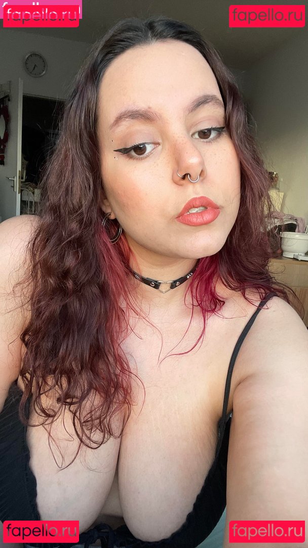 Peachyara / peach.yara / peachyriya Onlyfans Photo Gallery 