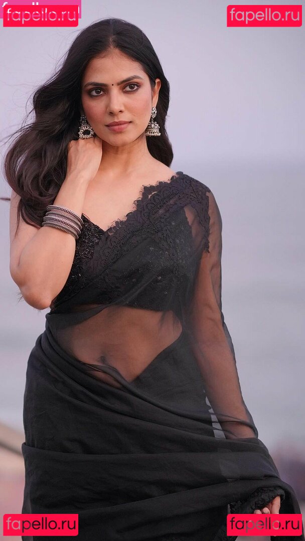 Malavika / MalavikaM_ / theun.toldchapters Onlyfans Photo Gallery 
