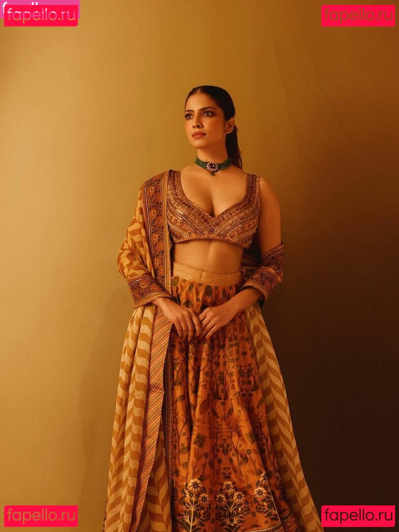 Malavika / MalavikaM_ / theun.toldchapters Onlyfans Photo Gallery 