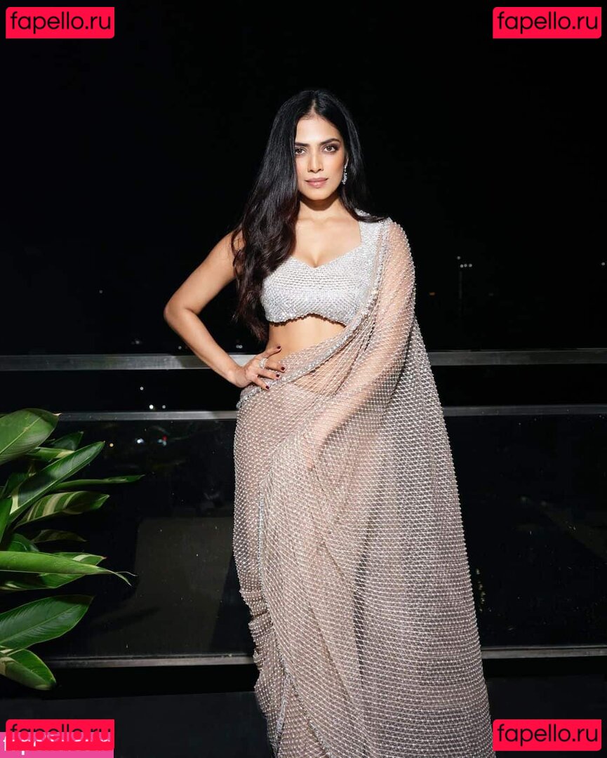 Malavika / MalavikaM_ / theun.toldchapters Onlyfans Photo Gallery 