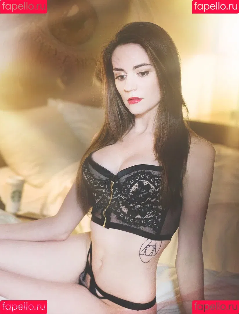 Ocean Heart ASMR Onlyfans Photo Gallery 