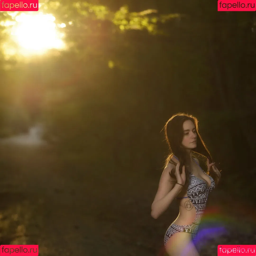 Ocean Heart ASMR Onlyfans Photo Gallery 