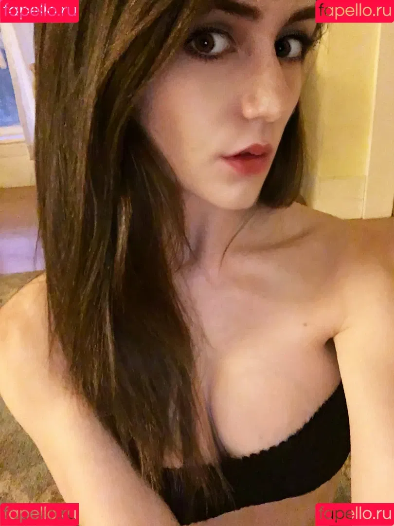 Ocean Heart ASMR Onlyfans Photo Gallery 