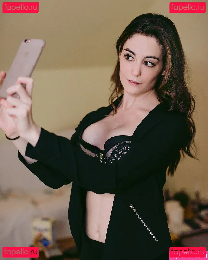 Ocean Heart ASMR Onlyfans Photo Gallery 