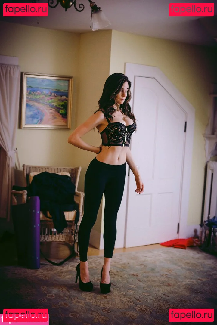 Ocean Heart ASMR Onlyfans Photo Gallery 