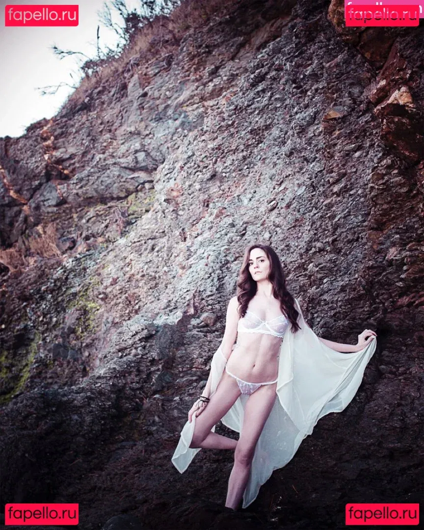 Ocean Heart ASMR Onlyfans Photo Gallery 