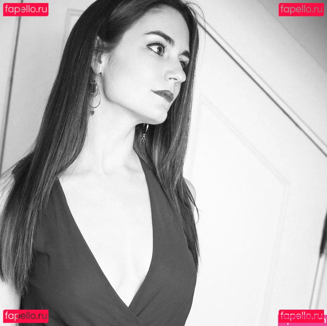 Ocean Heart ASMR Onlyfans Photo Gallery 