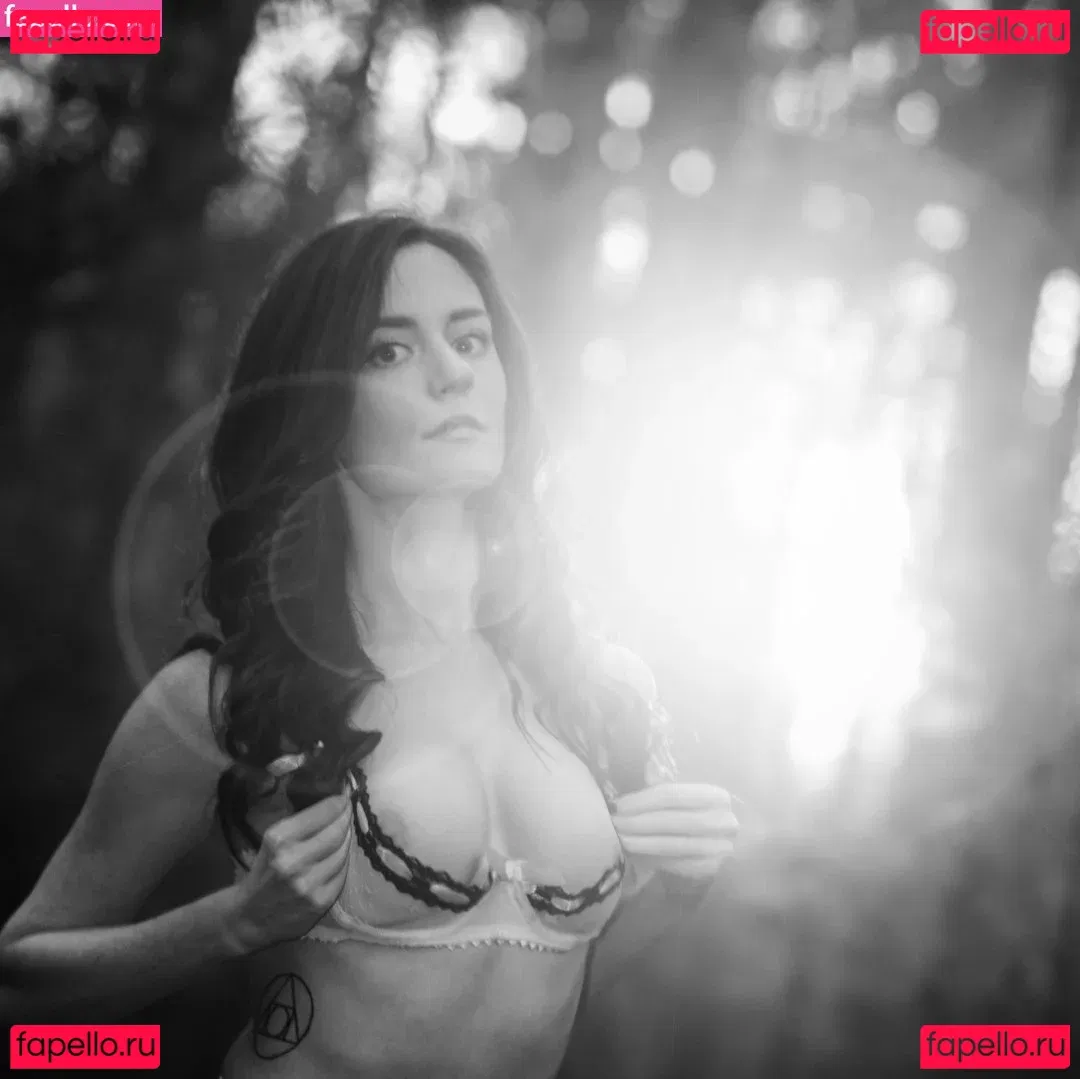 Ocean Heart ASMR Onlyfans Photo Gallery 