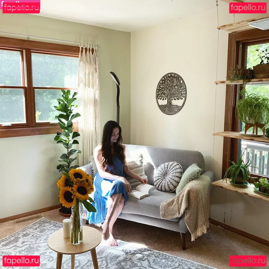 Ocean Heart ASMR Onlyfans Photo Gallery 