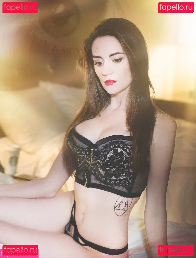 Ocean Heart ASMR Onlyfans Photo Gallery 