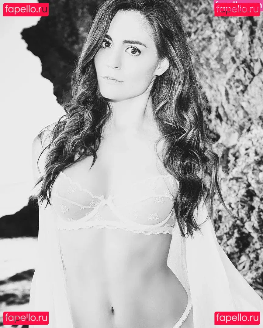 Ocean Heart ASMR Onlyfans Photo Gallery 