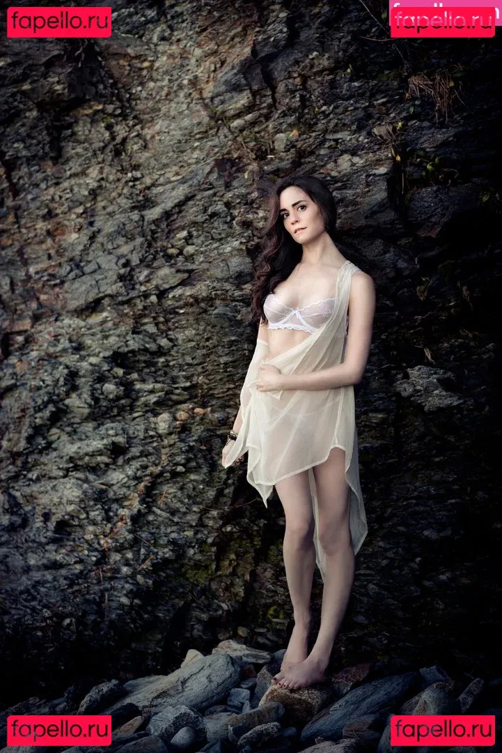 Ocean Heart ASMR Onlyfans Photo Gallery 