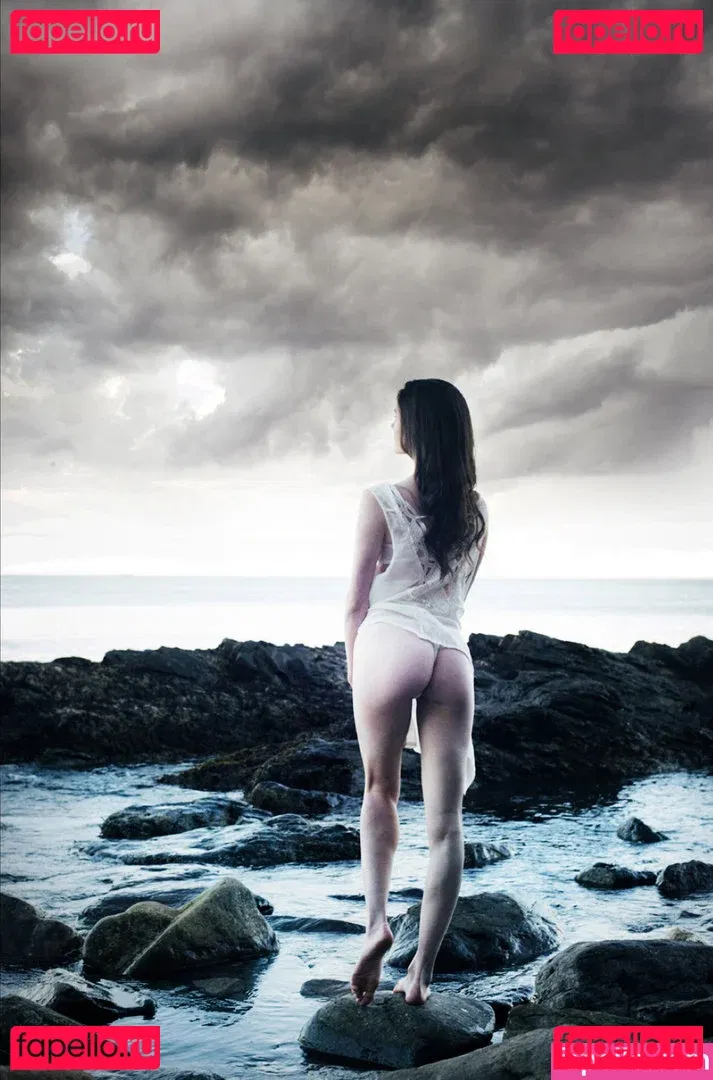 Ocean Heart ASMR Onlyfans Photo Gallery 