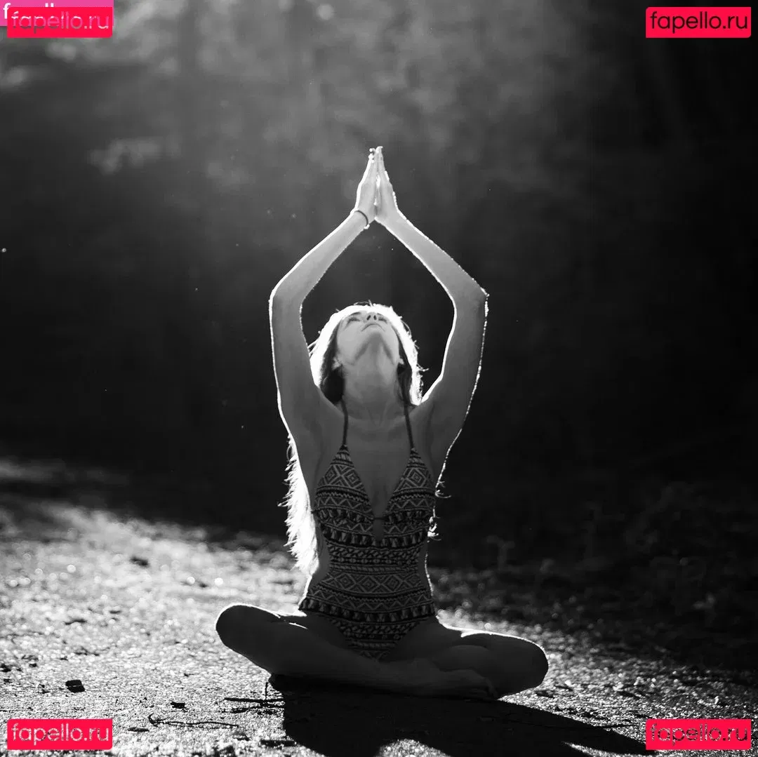 Ocean Heart ASMR Onlyfans Photo Gallery 