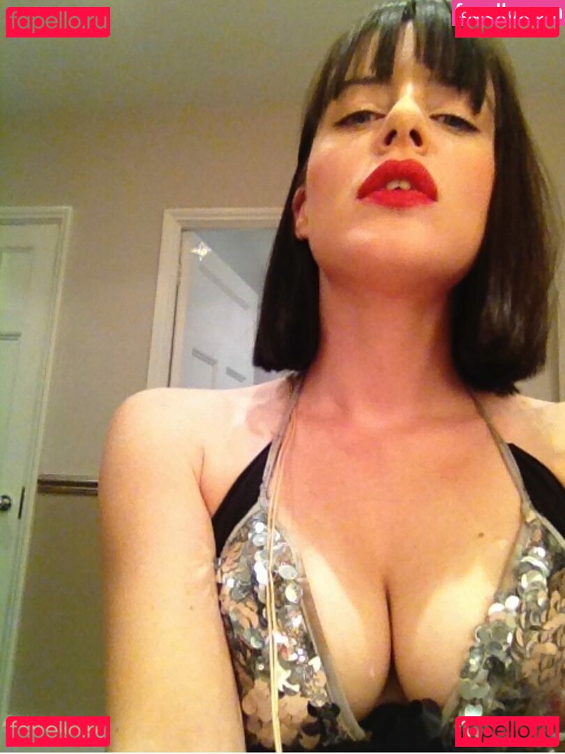 Michelle Ryan / michelleryanau / missryanirish Onlyfans Photo Gallery 