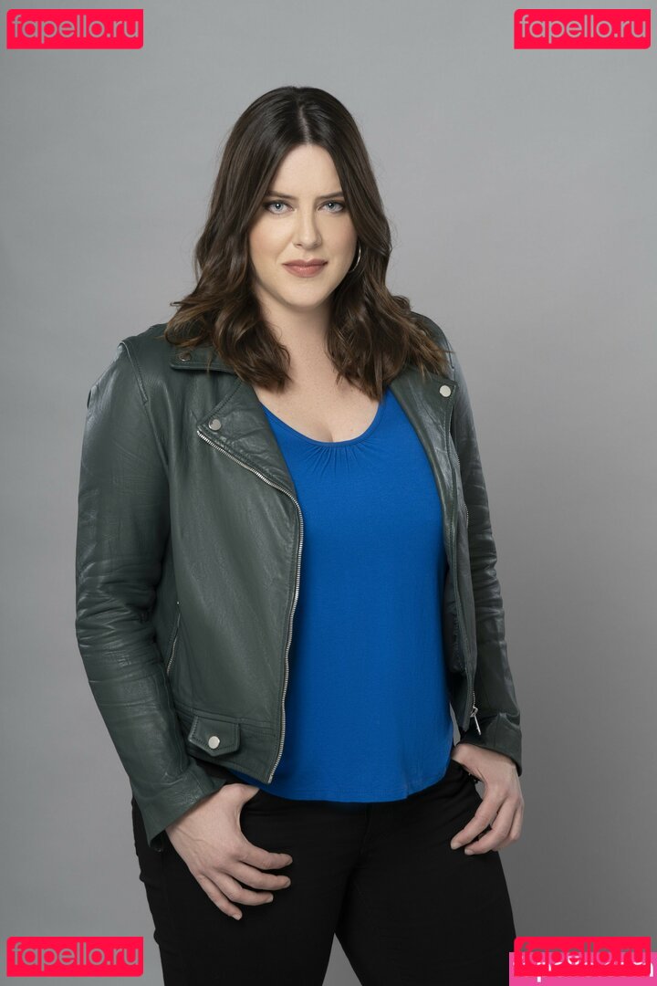 Michelle Ryan / michelleryanau / missryanirish Onlyfans Photo Gallery 