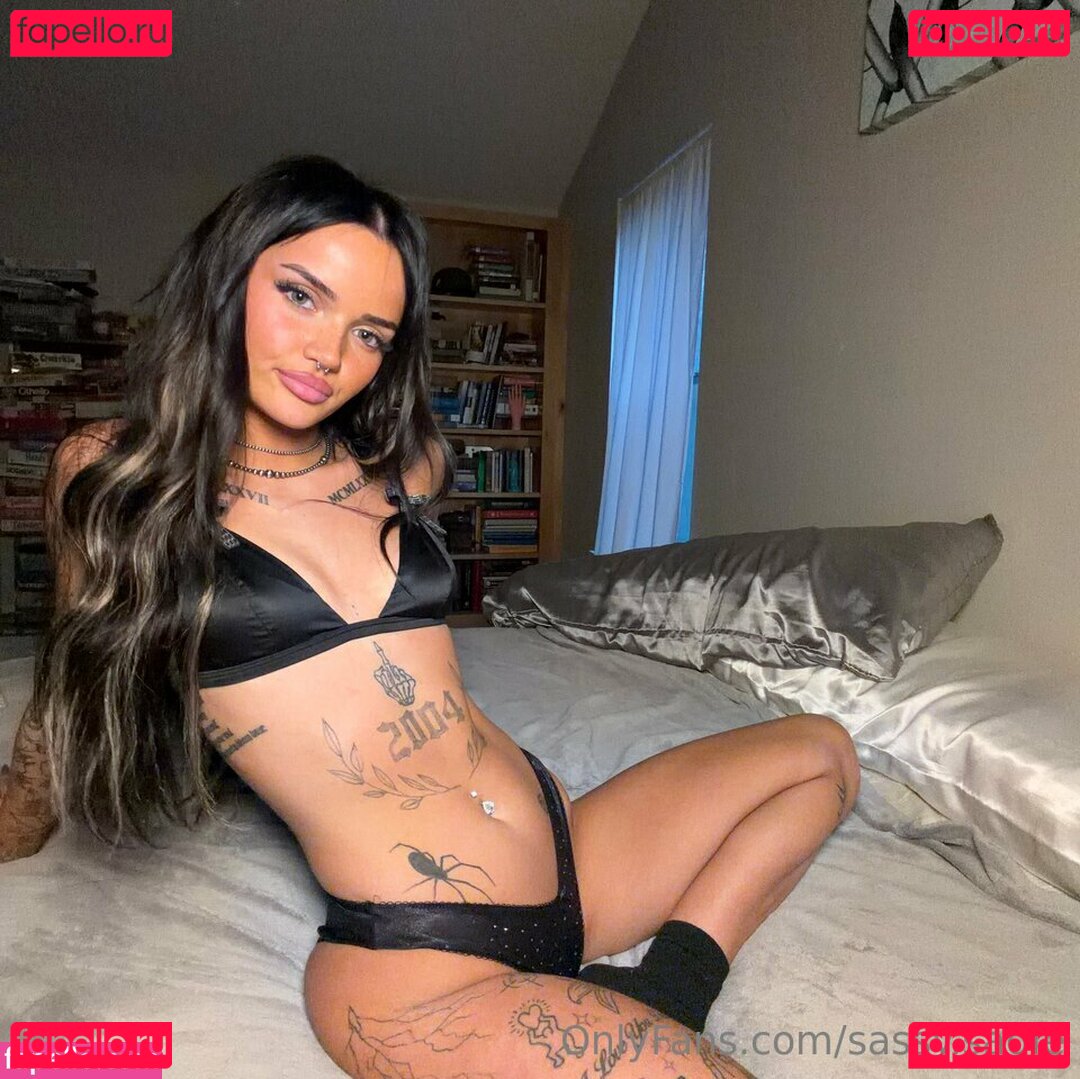 Sassy Sadie / sassy.sadie / sassy.sadiee / sassythicksadie