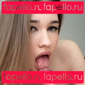 Sienna Moore / adayinsienna Onlyfans Photo Gallery 