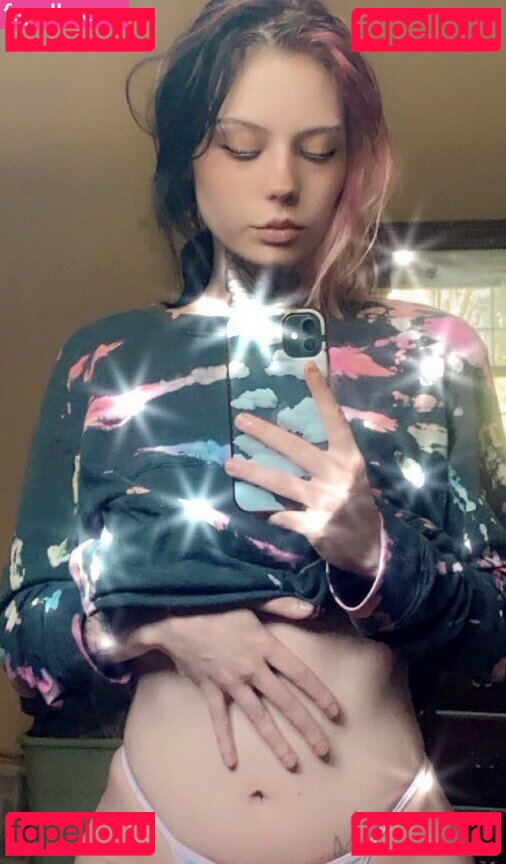 ShyShy2501 / Shyshybb / shishybyebye Onlyfans Photo Gallery 