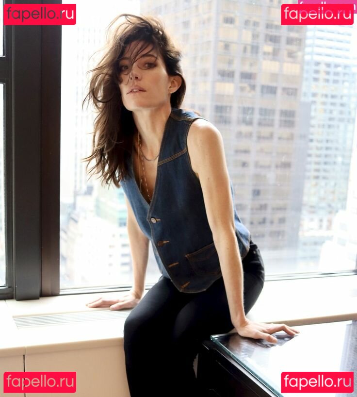 Jennifer Carpenter / thejennwithin Onlyfans Photo Gallery 