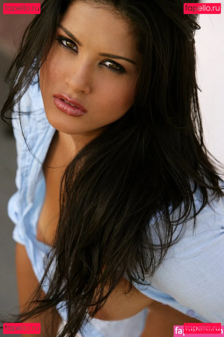 Sunny Leone Onlyfans Photo Gallery 