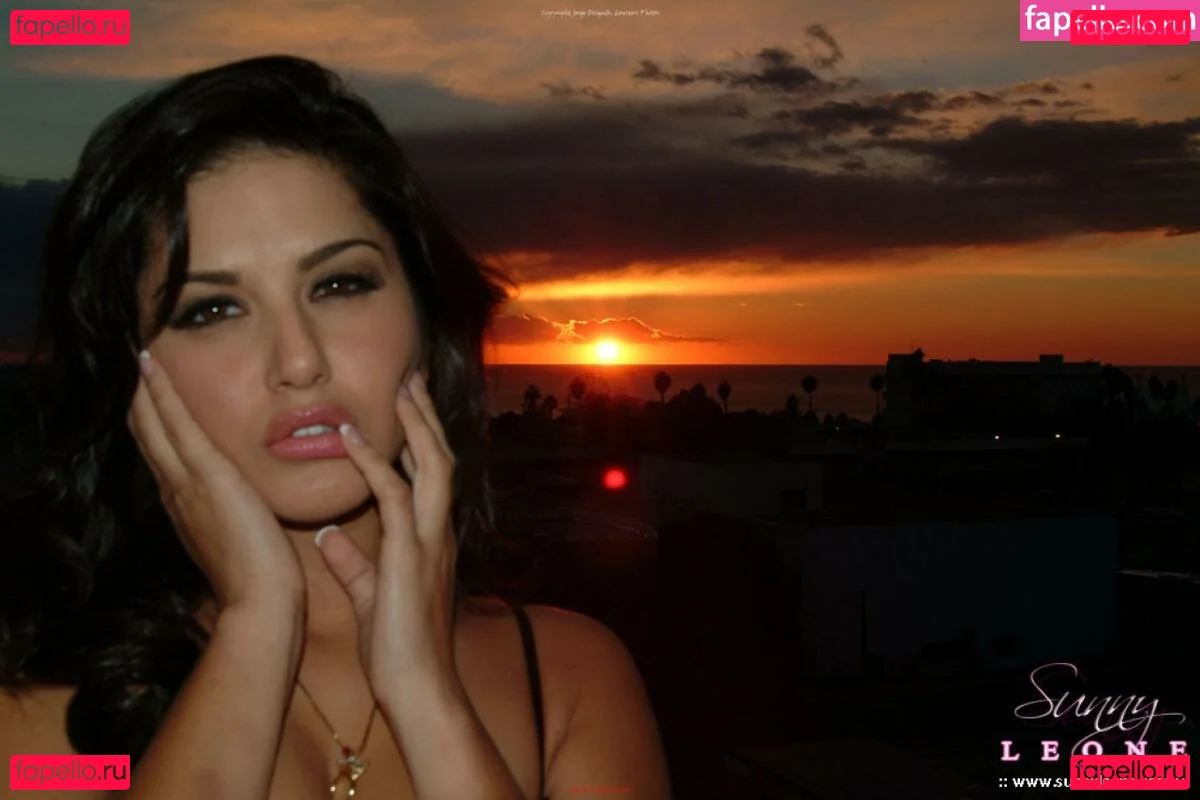 Sunny Leone Onlyfans Photo Gallery 