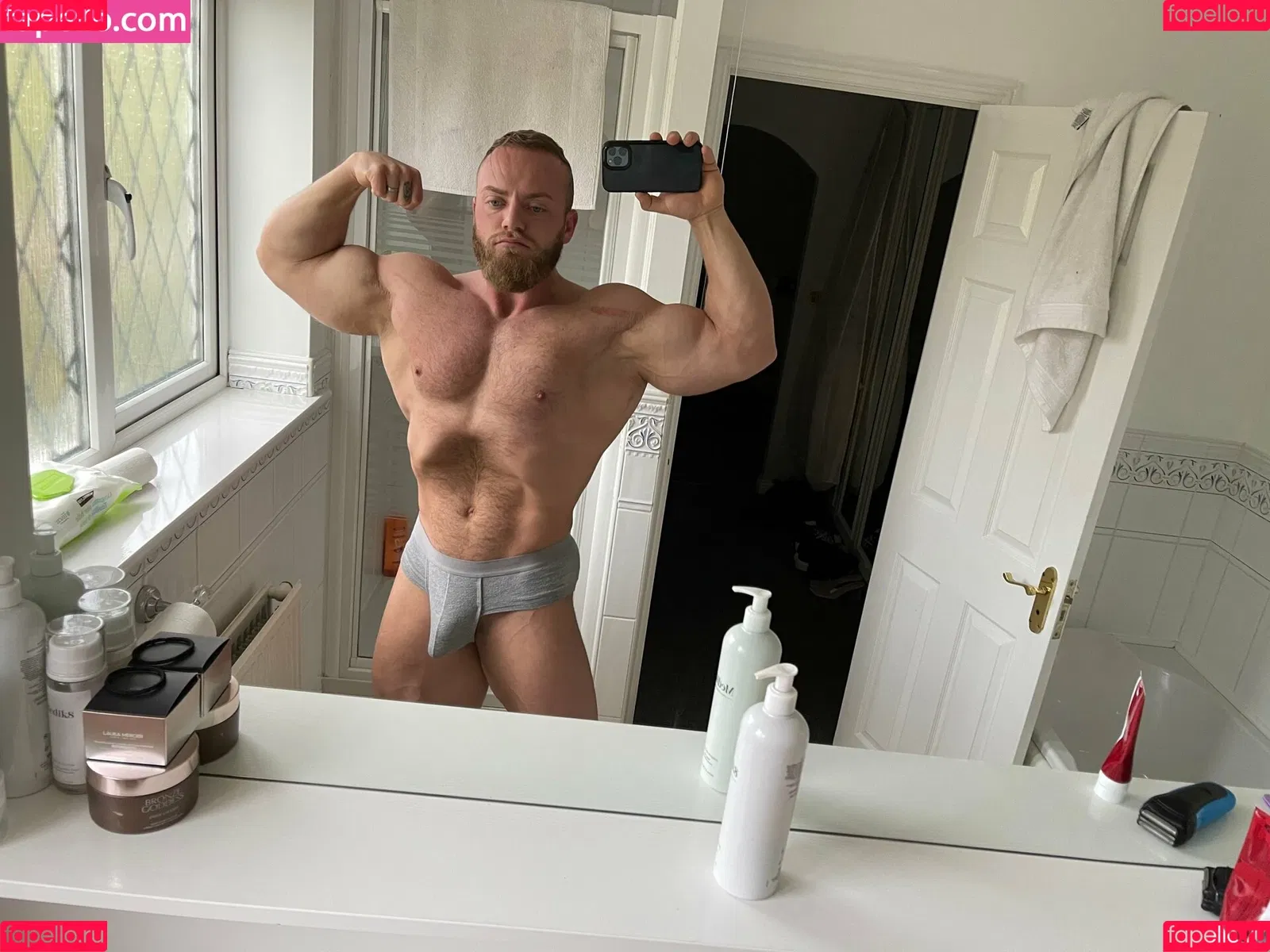 drewalexander Onlyfans Photo Gallery 