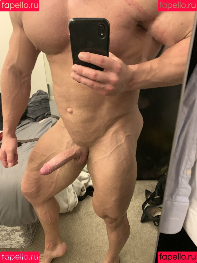 drewalexander Onlyfans Photo Gallery 