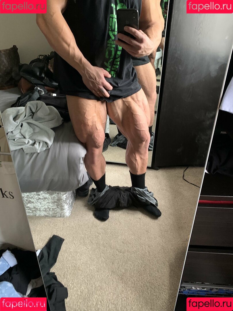 drewalexander Onlyfans Photo Gallery 