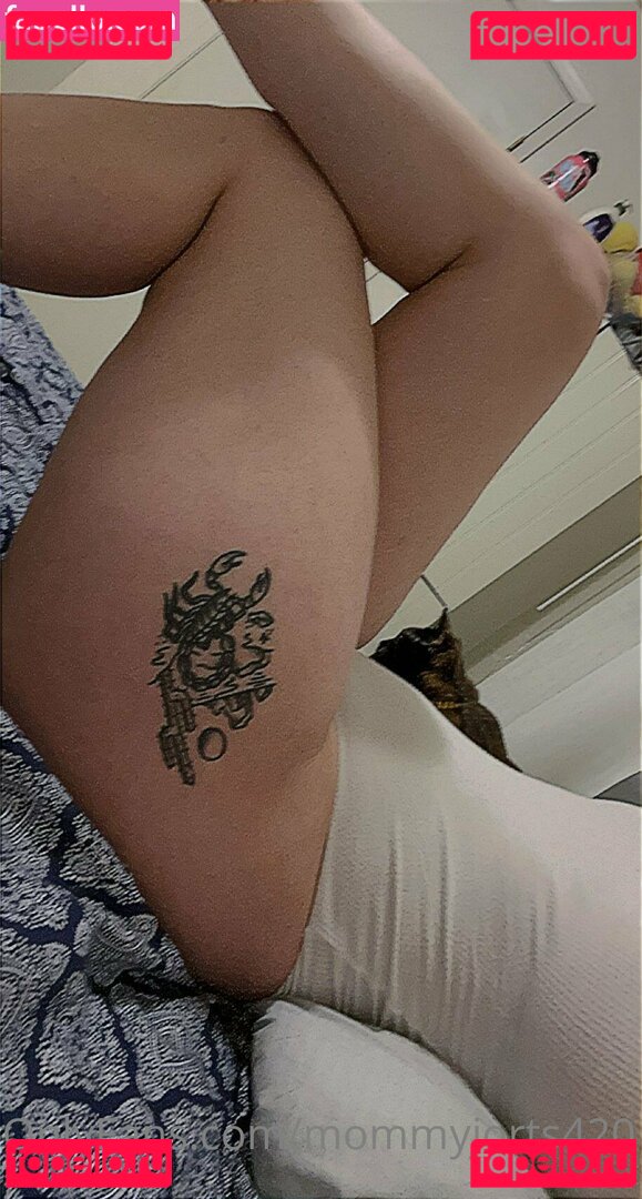 mommyclapper69420 / mommyjorts420 Onlyfans Photo Gallery 