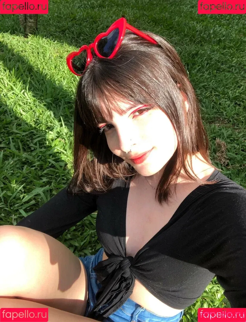Victoria Ribeiro Onlyfans Photo Gallery 