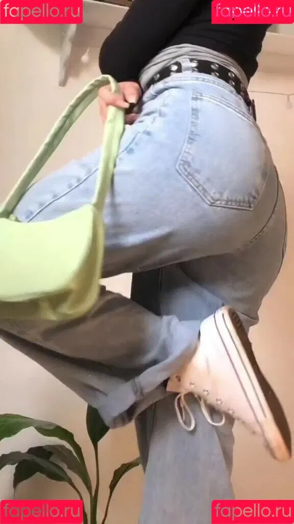 Victoria Ribeiro Onlyfans Photo Gallery 