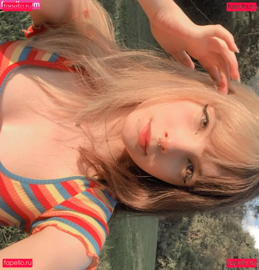 Victoria Ribeiro Onlyfans Photo Gallery 