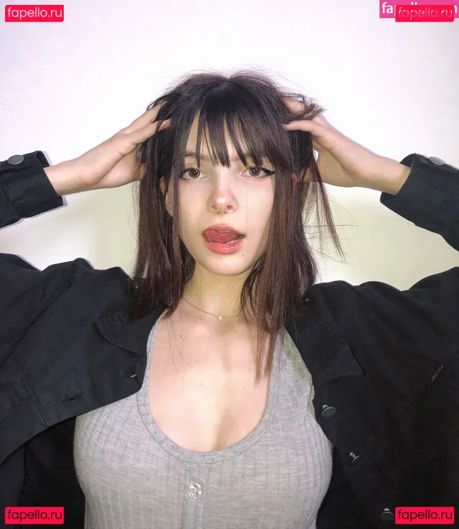 Victoria Ribeiro Onlyfans Photo Gallery 