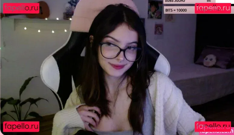 Victoria Ribeiro Onlyfans Photo Gallery 