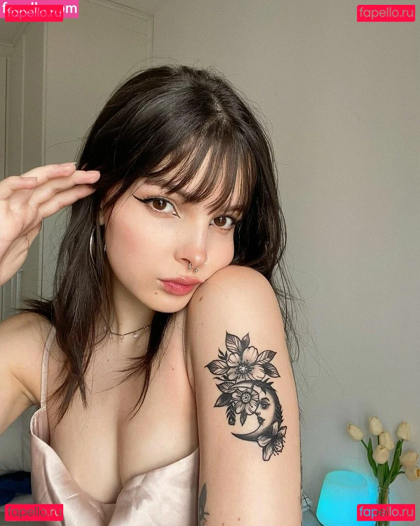 Victoria Ribeiro Onlyfans Photo Gallery 