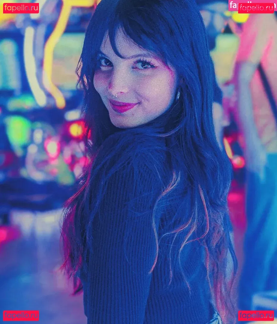 Victoria Ribeiro Onlyfans Photo Gallery 