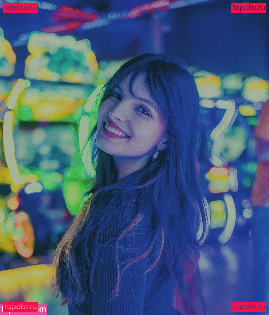 Victoria Ribeiro Onlyfans Photo Gallery 