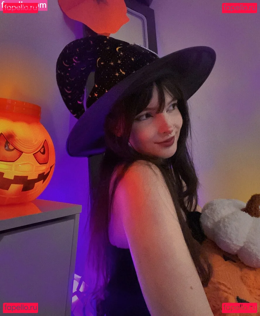 Victoria Ribeiro Onlyfans Photo Gallery 