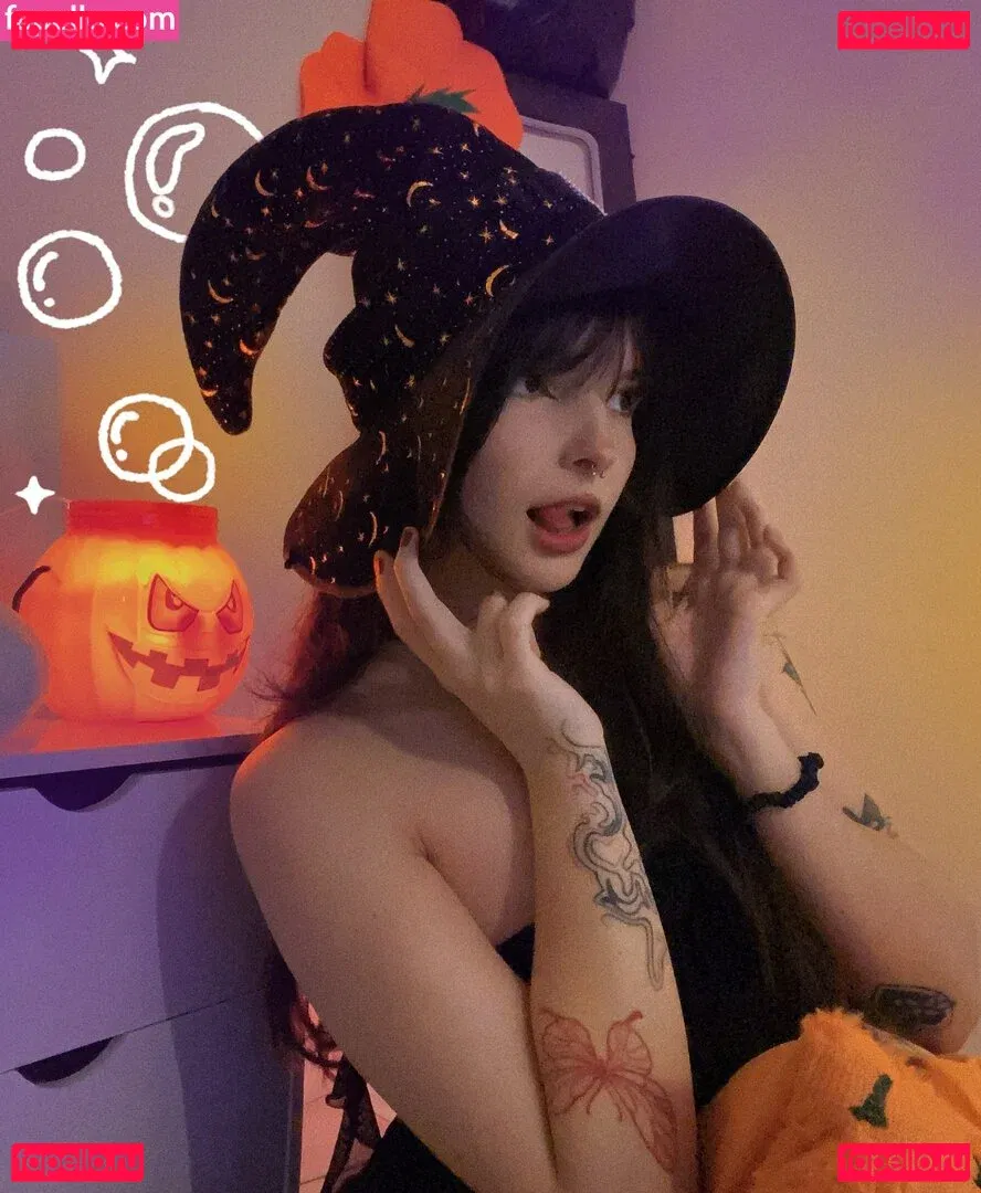 Victoria Ribeiro Onlyfans Photo Gallery 