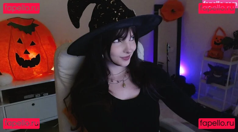 Victoria Ribeiro Onlyfans Photo Gallery 